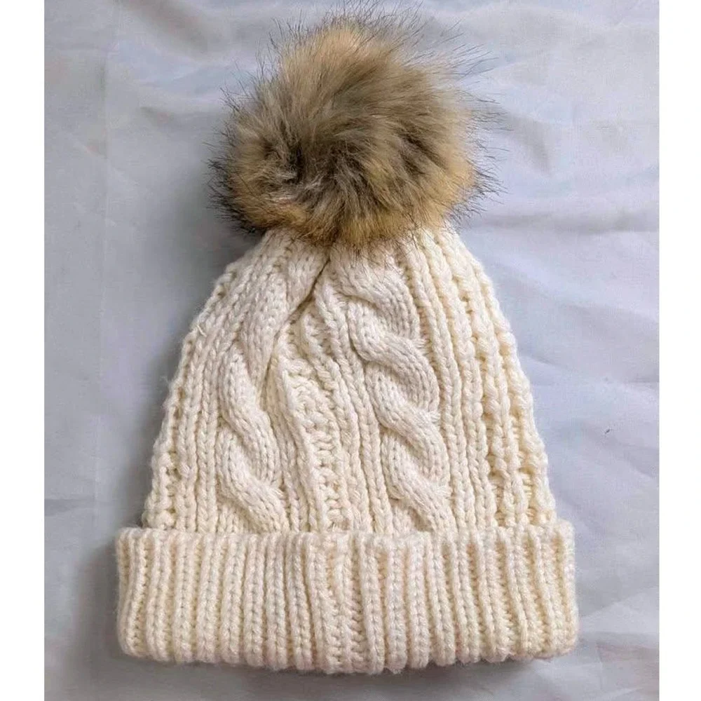 '47 Cleveland Browns Meeko Knit Hat Women OS Cream White Cable Knit Pom‎ Beanie